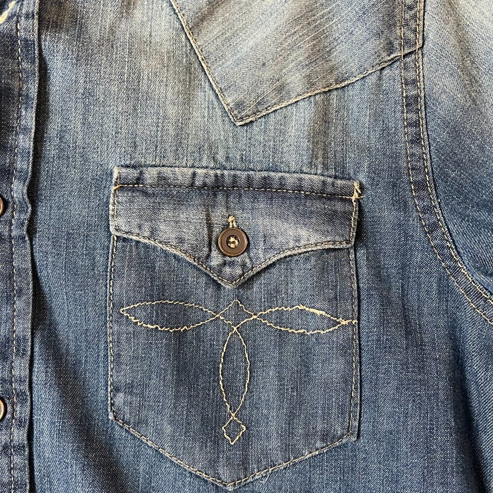 Broken Threads Denim Western Shirt Sz S - Picture 5 of 11